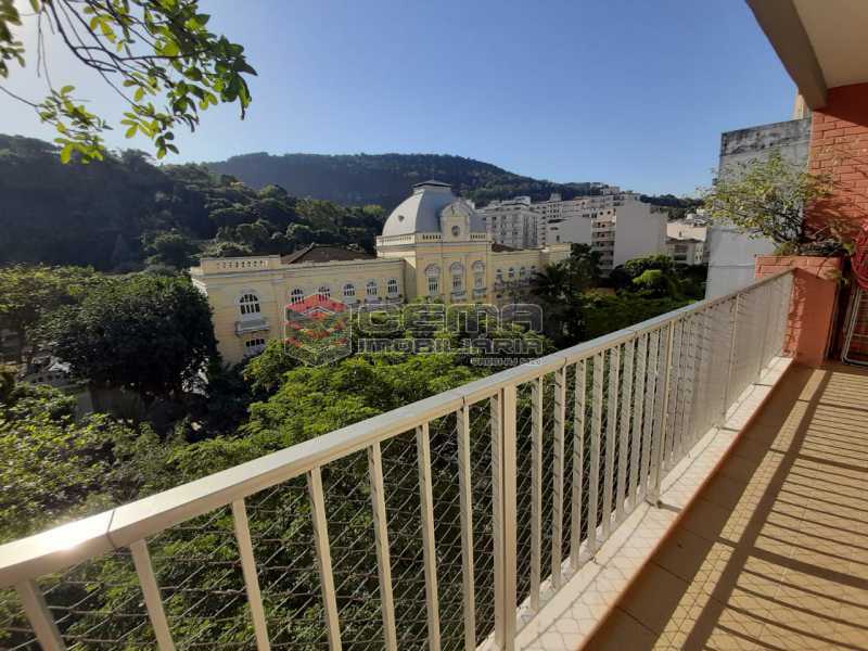Conheça Varanda/vista do imóvel - 2 quartos(1suíte) com vaga em Laranjeiras - LAAP24541 - 1 Varanda/vista - 2 quartos(1suíte) com vaga em Laranjeiras - LAAP24541 - 1