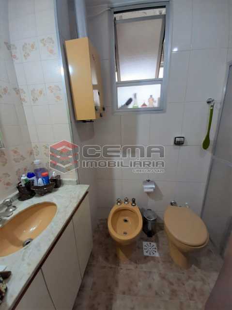 Conheça Banheiro Suíte do imóvel - 2 quartos(1suíte) com vaga em Laranjeiras - LAAP24541 - 15 Banheiro Suíte - 2 quartos(1suíte) com vaga em Laranjeiras - LAAP24541 - 15