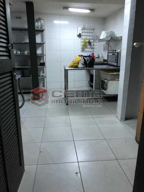 Conheça WhatsApp Image 2020-08-15 at 2 do imóvel - Casa à venda Rua das Laranjeiras,Laranjeiras, Zona Sul RJ - R$ 3.329.000 - LACA130001 - 13 WhatsApp Image 2020-08-15 at 2 - Casa à venda Rua das Laranjeiras,Laranjeiras, Zona Sul RJ - R$ 3.329.000 - LACA130001 - 13