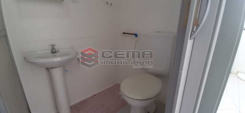 Conheça Banheiro do imóvel - Kitnet/Conjugado 26m² para alugar Laranjeiras, Zona Sul RJ - R$ 800 - LAKI01334 - 8 Banheiro - Kitnet/Conjugado 26m² para alugar Laranjeiras, Zona Sul RJ - R$ 800 - LAKI01334 - 8