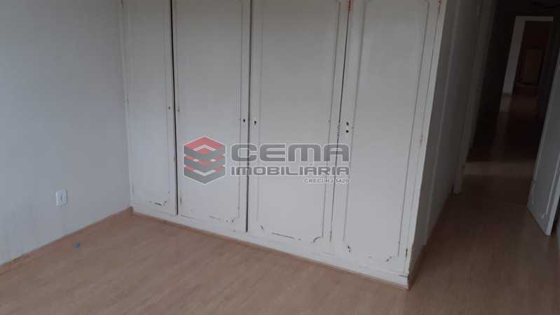 Conheça quarto 1 do imóvel - Apartamento à venda Avenida Rui Barbosa,Flamengo, Zona Sul RJ - R$ 950.000 - LAAP33931 - 9 quarto 1 - Apartamento à venda Avenida Rui Barbosa,Flamengo, Zona Sul RJ - R$ 950.000 - LAAP33931 - 9