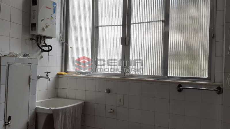 Conheça área de serviço do imóvel - Apartamento à venda Avenida Rui Barbosa,Flamengo, Zona Sul RJ - R$ 950.000 - LAAP33931 - 21 área de serviço - Apartamento à venda Avenida Rui Barbosa,Flamengo, Zona Sul RJ - R$ 950.000 - LAAP33931 - 21