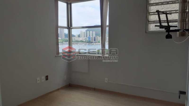 Conheça quarto 3 do imóvel - Apartamento à venda Avenida Rui Barbosa,Flamengo, Zona Sul RJ - R$ 950.000 - LAAP33931 - 13 quarto 3 - Apartamento à venda Avenida Rui Barbosa,Flamengo, Zona Sul RJ - R$ 950.000 - LAAP33931 - 13