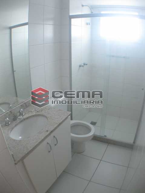 Conheça banheiro social2 do imóvel - Apartamento 2 quartos para alugar Botafogo, Zona Sul RJ - R$ 3.800 - LAAP24645 - 6 banheiro social2 - Apartamento 2 quartos para alugar Botafogo, Zona Sul RJ - R$ 3.800 - LAAP24645 - 6