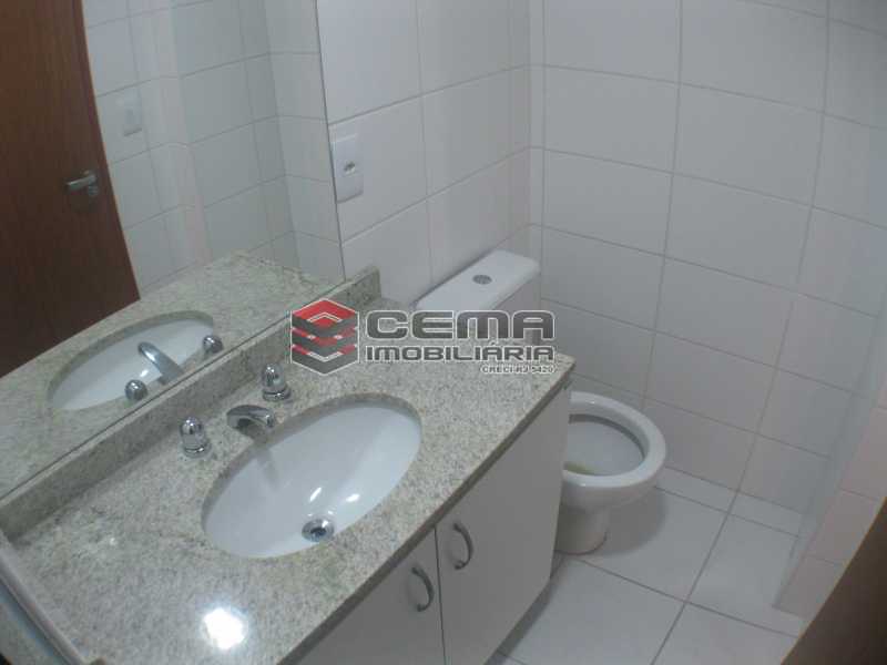 Conheça banheiro social do imóvel - Apartamento 2 quartos para alugar Botafogo, Zona Sul RJ - R$ 3.650 - LAAP24647 - 8 banheiro social - Apartamento 2 quartos para alugar Botafogo, Zona Sul RJ - R$ 3.650 - LAAP24647 - 8