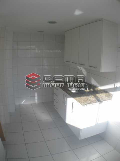 Conheça cozinha do imóvel - Apartamento 2 quartos para alugar Botafogo, Zona Sul RJ - R$ 3.650 - LAAP24647 - 19 cozinha - Apartamento 2 quartos para alugar Botafogo, Zona Sul RJ - R$ 3.650 - LAAP24647 - 19