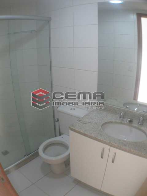 Conheça suíte banheiro do imóvel - Apartamento 2 quartos para alugar Botafogo, Zona Sul RJ - R$ 3.650 - LAAP24647 - 16 suíte banheiro - Apartamento 2 quartos para alugar Botafogo, Zona Sul RJ - R$ 3.650 - LAAP24647 - 16