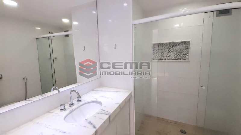 Conheça Banheiro Suíte 1 do imóvel - Cobertura 4 quartos para alugar Leblon, Zona Sul RJ - R$ 12.000 - LACO40147 - 14 Banheiro Suíte 1 - Cobertura 4 quartos para alugar Leblon, Zona Sul RJ - R$ 12.000 - LACO40147 - 14