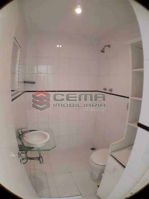 Conheça banheiro social 2 do imóvel - Apartamento 2 quartos para alugar Botafogo, Zona Sul RJ - R$ 2.800 - LAAP24689 - 10 banheiro social 2 - Apartamento 2 quartos para alugar Botafogo, Zona Sul RJ - R$ 2.800 - LAAP24689 - 10