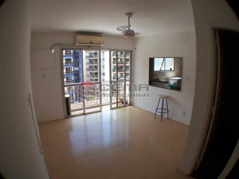 Conheça sala do imóvel - Apartamento 2 quartos para alugar Botafogo, Zona Sul RJ - R$ 2.800 - LAAP24689 - 3 sala - Apartamento 2 quartos para alugar Botafogo, Zona Sul RJ - R$ 2.800 - LAAP24689 - 3