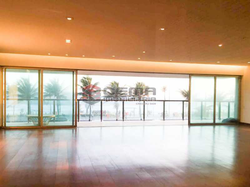 Conheça IMG-20200925-WA0014 do imóvel - Apartamento de alto padrão para alugar com 4 quartos sendo 3 suites e 2 VAGAS na garagem em Ipanema, Zona Sul, Rio de Janeiro, RJ. 300m - LAAP40876 - 4 IMG-20200925-WA0014 - Apartamento de alto padrão para alugar com 4 quartos sendo 3 suites e 2 VAGAS na garagem em Ipanema, Zona Sul, Rio de Janeiro, RJ. 300m - LAAP40876 - 4