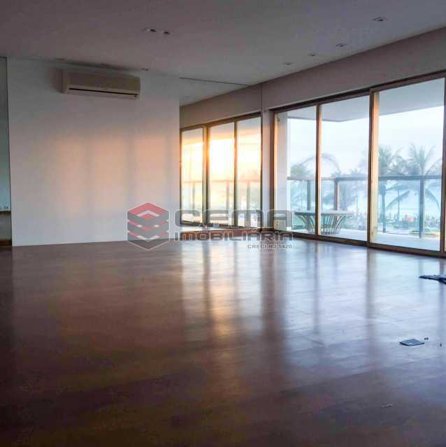 Conheça IMG-20200925-WA0017 do imóvel - Apartamento de alto padrão para alugar com 4 quartos sendo 3 suites e 2 VAGAS na garagem em Ipanema, Zona Sul, Rio de Janeiro, RJ. 300m - LAAP40876 - 6 IMG-20200925-WA0017 - Apartamento de alto padrão para alugar com 4 quartos sendo 3 suites e 2 VAGAS na garagem em Ipanema, Zona Sul, Rio de Janeiro, RJ. 300m - LAAP40876 - 6