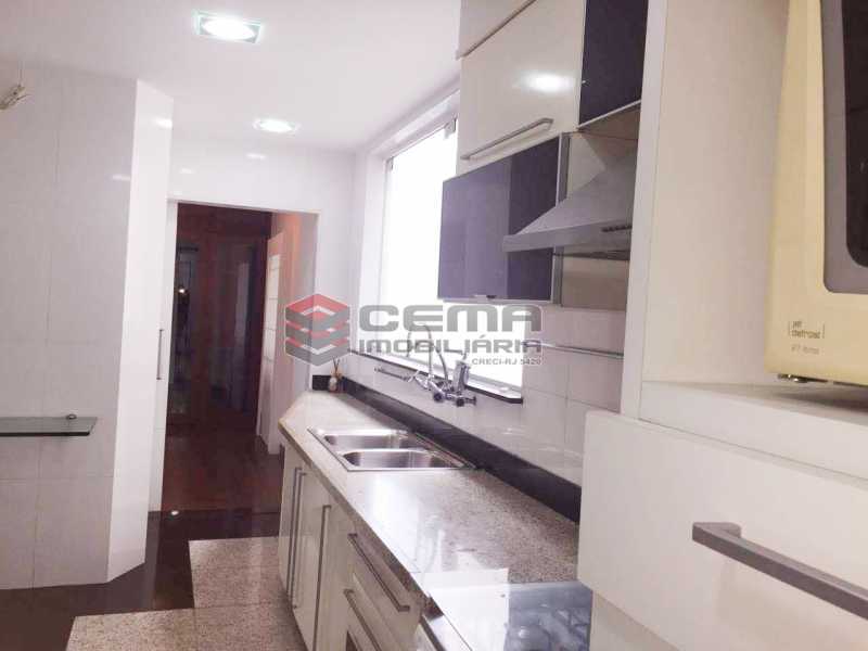 Conheça IMG-20200927-WA0010 do imóvel - Apartamento de alto padrão para alugar com 4 quartos sendo 3 suites e 2 VAGAS na garagem em Ipanema, Zona Sul, Rio de Janeiro, RJ. 300m - LAAP40876 - 16 IMG-20200927-WA0010 - Apartamento de alto padrão para alugar com 4 quartos sendo 3 suites e 2 VAGAS na garagem em Ipanema, Zona Sul, Rio de Janeiro, RJ. 300m - LAAP40876 - 16