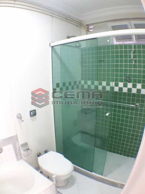 Conheça banheiro social do imóvel - Apartamento 2 quartos no Flamengo - Aluguel - LAAP24737 - 7 banheiro social - Apartamento 2 quartos no Flamengo - Aluguel - LAAP24737 - 7