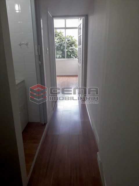 Conheça corredor do imóvel - CONJUGADO PRAIA DE BOTAFOGO COM VISTA - LAKI01356 - 7 corredor - CONJUGADO PRAIA DE BOTAFOGO COM VISTA - LAKI01356 - 7