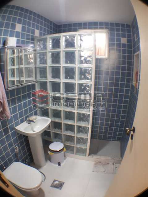 Conheça banheiro social do imóvel - Apartamento 2 quartos para alugar Laranjeiras, Zona Sul RJ - R$ 2.000 - LAAP24778 - 8 banheiro social - Apartamento 2 quartos para alugar Laranjeiras, Zona Sul RJ - R$ 2.000 - LAAP24778 - 8