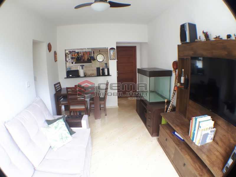 Conheça sala do imóvel - Apartamento 2 quartos para alugar Laranjeiras, Zona Sul RJ - R$ 2.000 - LAAP24778 - 1 sala - Apartamento 2 quartos para alugar Laranjeiras, Zona Sul RJ - R$ 2.000 - LAAP24778 - 1