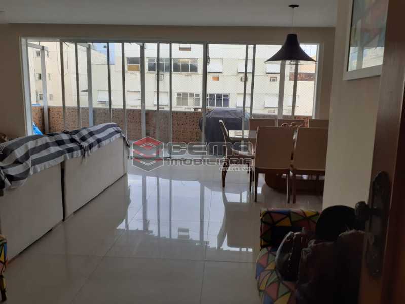 Conheça sala do imóvel - Cobertura à venda Rua Senador Vergueiro,Flamengo, Zona Sul RJ - R$ 1.550.000 - LACO30283 - 3 sala - Cobertura à venda Rua Senador Vergueiro,Flamengo, Zona Sul RJ - R$ 1.550.000 - LACO30283 - 3