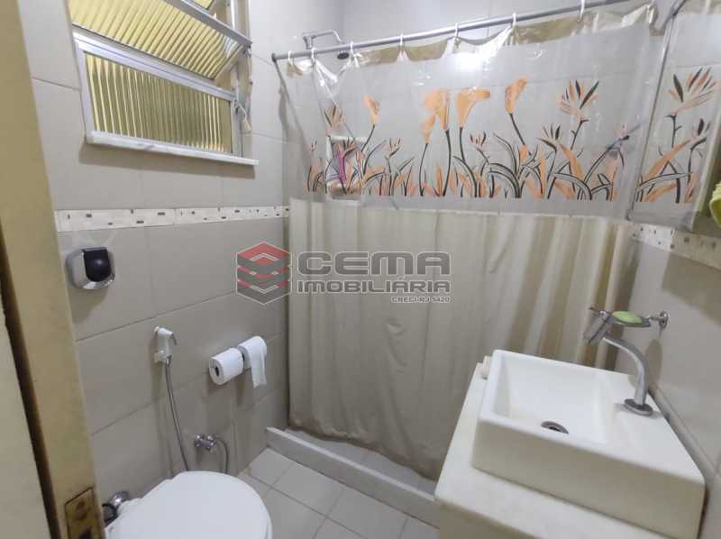 Conheça banheiro social do imóvel - Apartamento 3 quartos no melhor quadrilátero de Copacabana. - LAAP34082 - 11 banheiro social - Apartamento 3 quartos no melhor quadrilátero de Copacabana. - LAAP34082 - 11