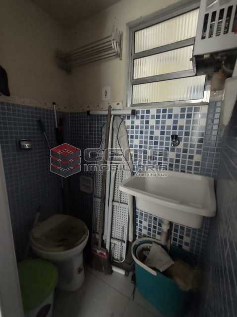 Conheça lavabo do imóvel - Apartamento 3 quartos no melhor quadrilátero de Copacabana. - LAAP34082 - 21 lavabo - Apartamento 3 quartos no melhor quadrilátero de Copacabana. - LAAP34082 - 21