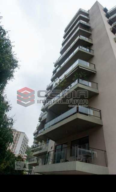 Conheça 20201119_185050 do imóvel - Apartamento para alugar com 1 quarto e 1 vaga na garagem em Cosme Velho, Zona Sul Rio de Janeiro RJ. 77m2 - LAAP12722 - 3 20201119_185050 - Apartamento para alugar com 1 quarto e 1 vaga na garagem em Cosme Velho, Zona Sul Rio de Janeiro RJ. 77m2 - LAAP12722 - 3