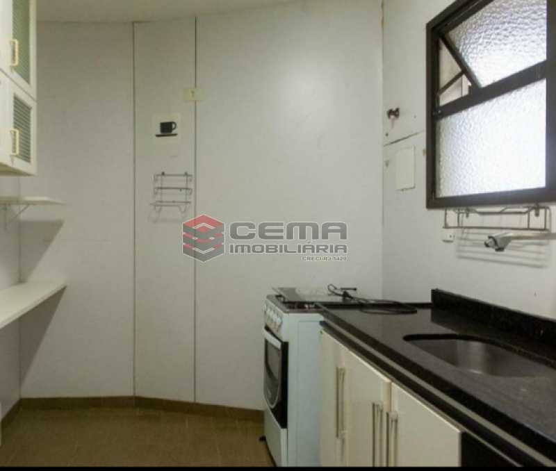 Conheça 20201119_212039 do imóvel - Apartamento para alugar com 1 quarto e 1 vaga na garagem em Cosme Velho, Zona Sul Rio de Janeiro RJ. 77m2 - LAAP12722 - 11 20201119_212039 - Apartamento para alugar com 1 quarto e 1 vaga na garagem em Cosme Velho, Zona Sul Rio de Janeiro RJ. 77m2 - LAAP12722 - 11