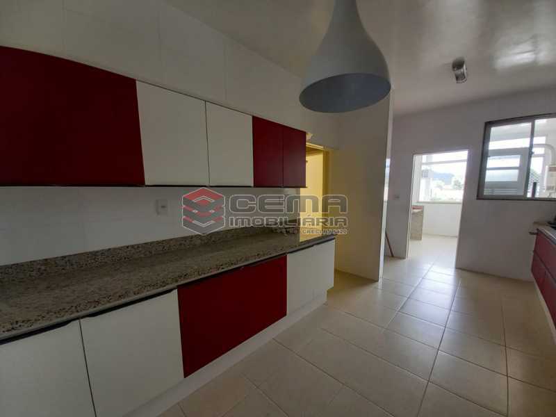 Conheça WhatsApp Image 2021-04-27 at 1 do imóvel - Alugo Laranjeiras apartamento 4 quartos - LAAP40910 - 19 WhatsApp Image 2021-04-27 at 1 - Alugo Laranjeiras apartamento 4 quartos - LAAP40910 - 19