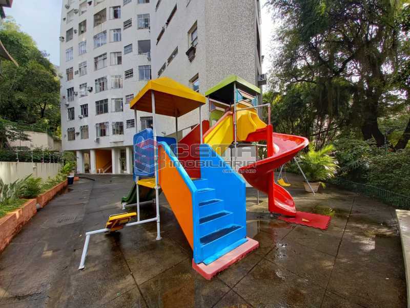 Conheça WhatsApp Image 2021-04-27 at 1 do imóvel - Alugo Laranjeiras apartamento 4 quartos - LAAP40910 - 24 WhatsApp Image 2021-04-27 at 1 - Alugo Laranjeiras apartamento 4 quartos - LAAP40910 - 24