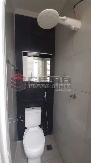 Conheça Banheiro Serviço do imóvel - Apartamento 2 quartos para alugar Leme, Zona Sul RJ - R$ 3.070 - LAAP24956 - 11 Banheiro Serviço - Apartamento 2 quartos para alugar Leme, Zona Sul RJ - R$ 3.070 - LAAP24956 - 11