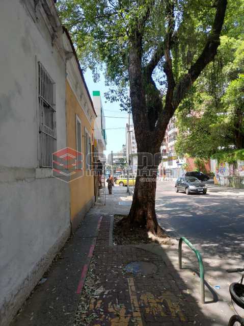 Conheça 472c3832-ac5e-46af-ba0d-7a7898 do imóvel - Casa 5 quartos à venda Humaitá, Zona Sul RJ - R$ 1.500.000 - LACA50051 - 9 472c3832-ac5e-46af-ba0d-7a7898 - Casa 5 quartos à venda Humaitá, Zona Sul RJ - R$ 1.500.000 - LACA50051 - 9