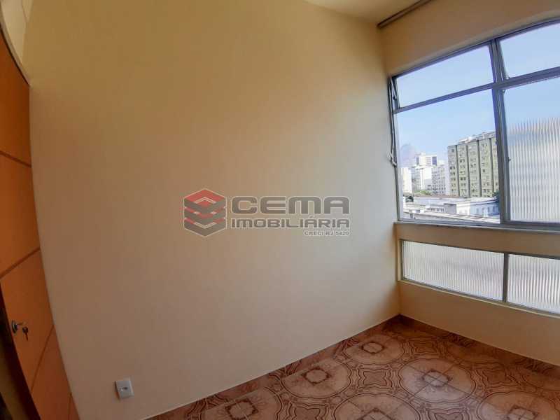 Conheça segundo quarto/escritório do imóvel - Apartamento no Catete. Aceita depósito caução. - LAAP25019 - 11 segundo quarto/escritório - Apartamento no Catete. Aceita depósito caução. - LAAP25019 - 11