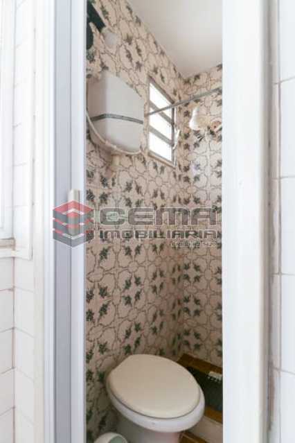 Conheça banheiro de serviço do imóvel - Copacabana - Excelente Apartamento 2 quartos MOBILIADO - LAAP25181 - 28 banheiro de serviço - Copacabana - Excelente Apartamento 2 quartos MOBILIADO - LAAP25181 - 28