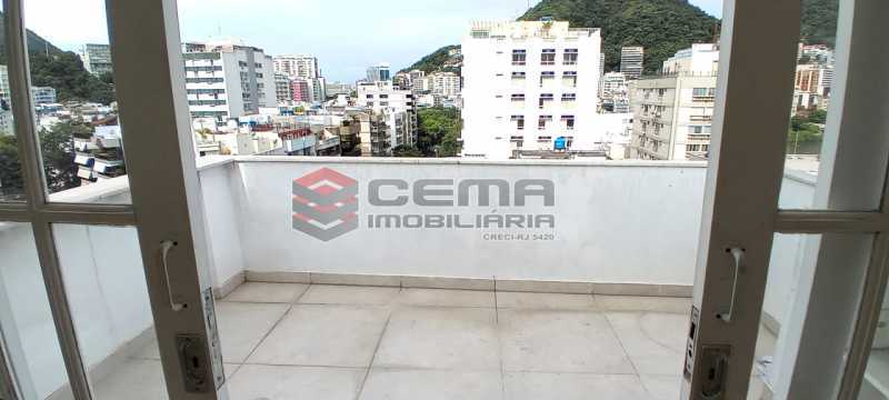 Conheça 27-área externa 3º piso do imóvel - Cobertura 3 quartos à venda Lagoa, Zona Sul RJ - R$ 2.000.000 - LACO30296 - 28 27-área externa 3º piso - Cobertura 3 quartos à venda Lagoa, Zona Sul RJ - R$ 2.000.000 - LACO30296 - 28