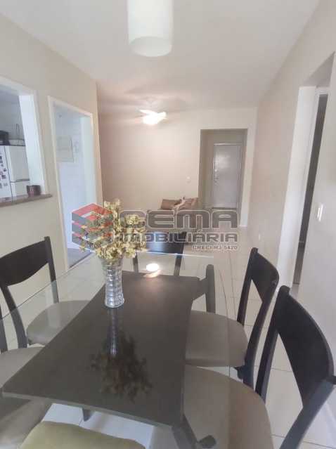 Conheça sala do imóvel - Excelente Apartamento MOBILIADO com 2 quartos, suíte e vaga em Botafogo - LAAP25099 - 5 sala - Excelente Apartamento MOBILIADO com 2 quartos, suíte e vaga em Botafogo - LAAP25099 - 5