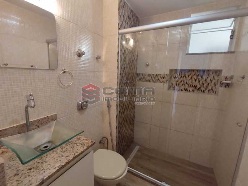 Conheça banheiro social do imóvel - Excelente Apartamento 2 quartos com vaga próximo a Santa Ursula em Botafogo - LAAP25109 - 17 banheiro social - Excelente Apartamento 2 quartos com vaga próximo a Santa Ursula em Botafogo - LAAP25109 - 17