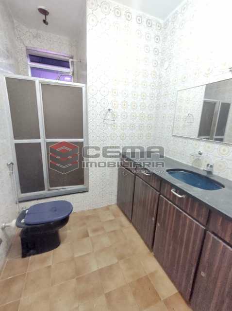 Conheça banheiro social do imóvel - Excelente Apartamento 2 quartos na Tijuca - LAAP25110 - 13 banheiro social - Excelente Apartamento 2 quartos na Tijuca - LAAP25110 - 13