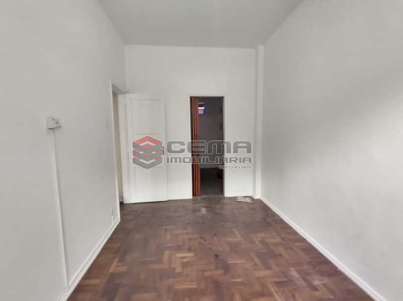 Conheça quarto com closet do imóvel - Excelente Apartamento 2 quartos na Tijuca - LAAP25110 - 11 quarto com closet - Excelente Apartamento 2 quartos na Tijuca - LAAP25110 - 11