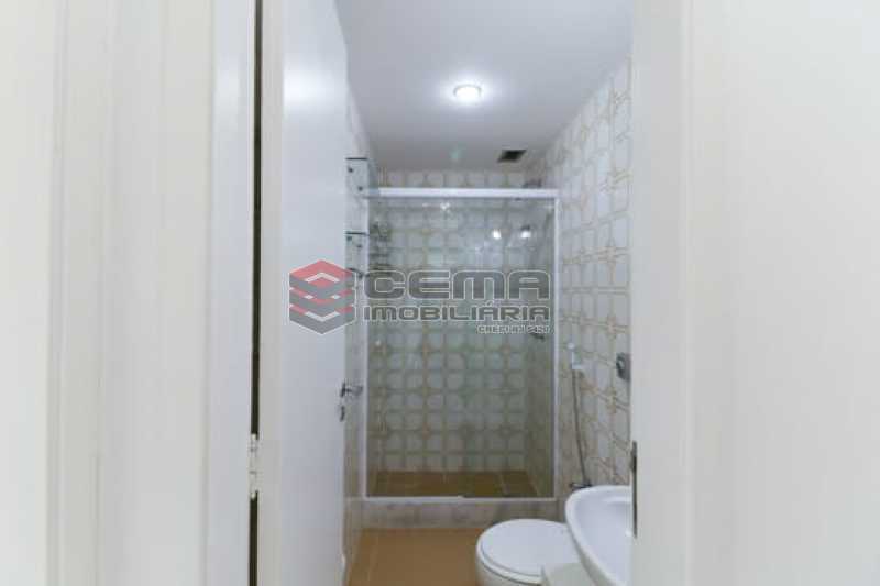 Conheça Banheiro social. do imóvel - Dois quartos com vaga Laranjeiras!!! - LAAP25146 - 16 Banheiro social. - Dois quartos com vaga Laranjeiras!!! - LAAP25146 - 16
