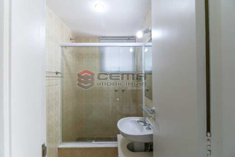 Conheça Banheiro suíte. do imóvel - Dois quartos com vaga Laranjeiras!!! - LAAP25146 - 9 Banheiro suíte. - Dois quartos com vaga Laranjeiras!!! - LAAP25146 - 9