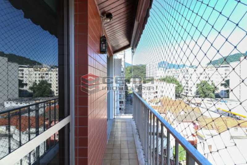 Conheça Varanda do quarto e suíte. do imóvel - Dois quartos com vaga Laranjeiras!!! - LAAP25146 - 21 Varanda do quarto e suíte. - Dois quartos com vaga Laranjeiras!!! - LAAP25146 - 21