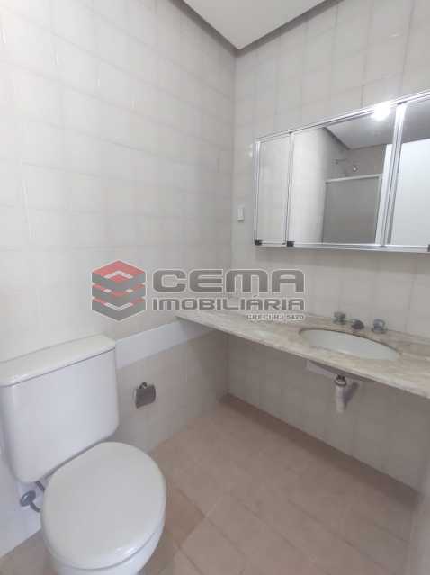 Conheça banheiro suite do imóvel - BOTAFOGO. Quarto e Sala com Vaga de Garagem e INFRA-ESTRUTURA - LAFL10077 - 13 banheiro suite - BOTAFOGO. Quarto e Sala com Vaga de Garagem e INFRA-ESTRUTURA - LAFL10077 - 13