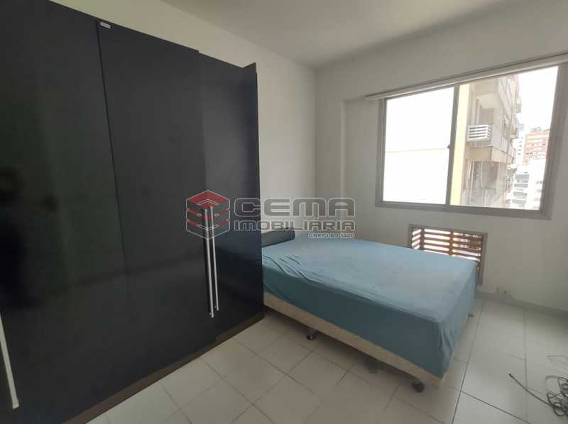 Conheça suite do imóvel - BOTAFOGO. Quarto e Sala com Vaga de Garagem e INFRA-ESTRUTURA - LAFL10077 - 8 suite - BOTAFOGO. Quarto e Sala com Vaga de Garagem e INFRA-ESTRUTURA - LAFL10077 - 8
