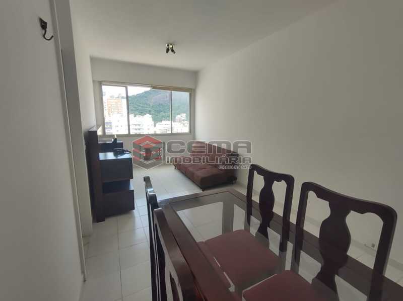 Conheça sala do imóvel - BOTAFOGO. Quarto e Sala com Vaga de Garagem e INFRA-ESTRUTURA - LAFL10077 - 5 sala - BOTAFOGO. Quarto e Sala com Vaga de Garagem e INFRA-ESTRUTURA - LAFL10077 - 5