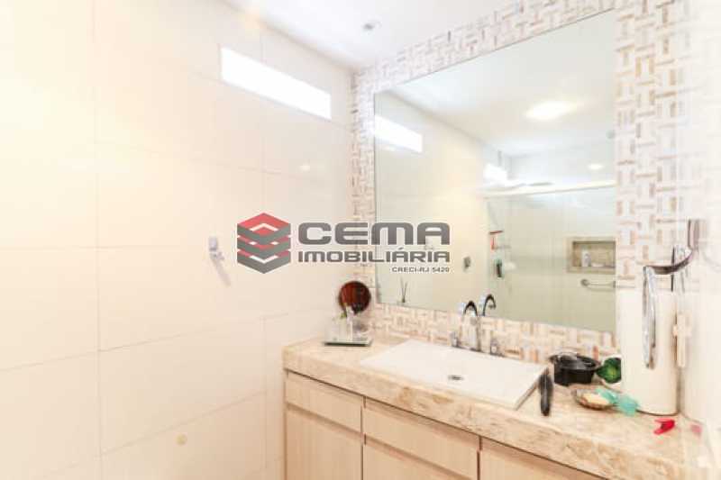 Conheça Banheiro social do imóvel - Apartamento 4 quartos para alugar Laranjeiras, Zona Sul RJ - R$ 4.000 - LAAP40956 - 13 Banheiro social - Apartamento 4 quartos para alugar Laranjeiras, Zona Sul RJ - R$ 4.000 - LAAP40956 - 13