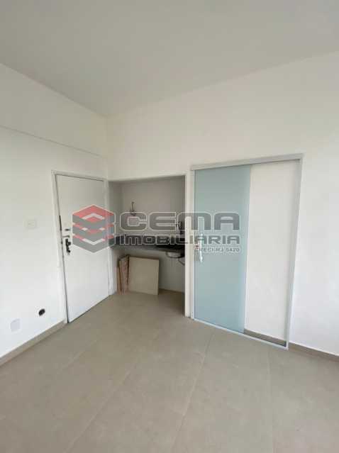 Conheça WhatsApp Image 2021-03-13 at 0 do imóvel - Kitnet/Conjugado 25m² para alugar Botafogo, Zona Sul RJ - R$ 1.500 - LAKI01395 - 8 WhatsApp Image 2021-03-13 at 0 - Kitnet/Conjugado 25m² para alugar Botafogo, Zona Sul RJ - R$ 1.500 - LAKI01395 - 8