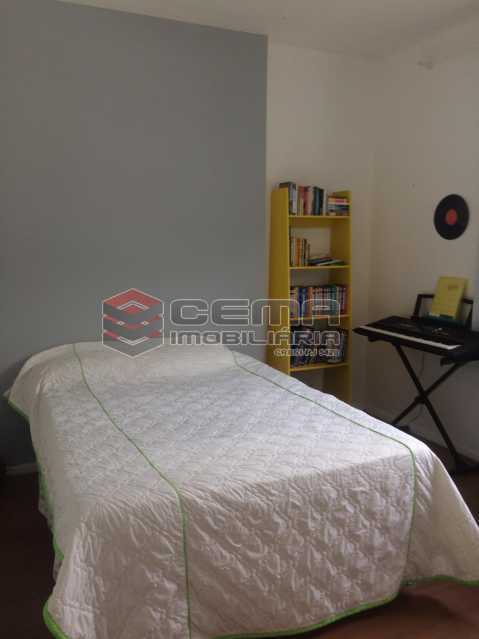 Conheça quarto 2 do imóvel - Excelente Apartamento 2 quartos com suite e vaga no Largo dos Leões - Humaita. - LAAP25198 - 17 quarto 2 - Excelente Apartamento 2 quartos com suite e vaga no Largo dos Leões - Humaita. - LAAP25198 - 17