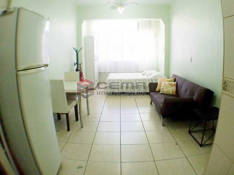 Conheça Sala/quarto do imóvel - Conjugado mobiliado no coração de Botafogo!!! - LAKI01398 - 5 Sala/quarto - Conjugado mobiliado no coração de Botafogo!!! - LAKI01398 - 5