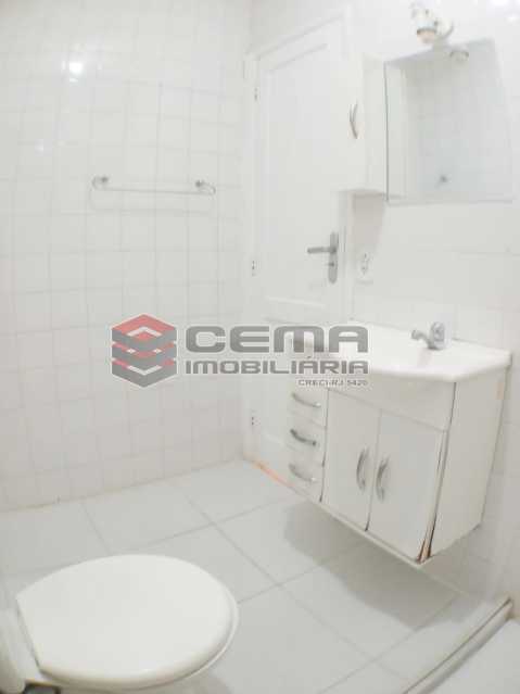 Conheça Banheiro do imóvel - Quarto e sala no coração do Flamengo!!!! - LAAP12910 - 10 Banheiro - Quarto e sala no coração do Flamengo!!!! - LAAP12910 - 10