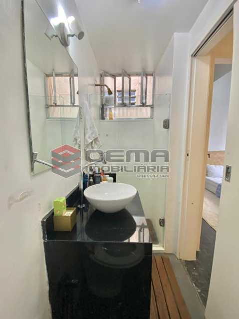 Conheça banheiro social do imóvel - Excelente Apartamento 2 quartos em Rua Bucólica de Laranjeiras ! - LAAP25213 - 9 banheiro social - Excelente Apartamento 2 quartos em Rua Bucólica de Laranjeiras ! - LAAP25213 - 9