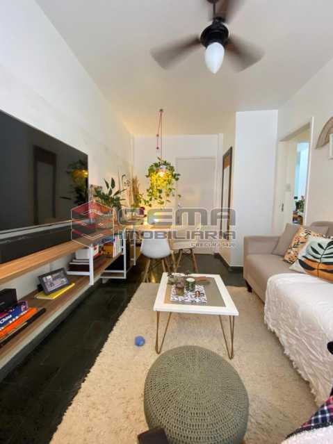 Conheça sala do imóvel - Excelente Apartamento 2 quartos em Rua Bucólica de Laranjeiras ! - LAAP25213 - 5 sala - Excelente Apartamento 2 quartos em Rua Bucólica de Laranjeiras ! - LAAP25213 - 5